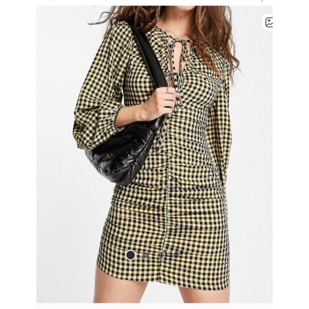 Topshop ruched mini dress in check Size 4